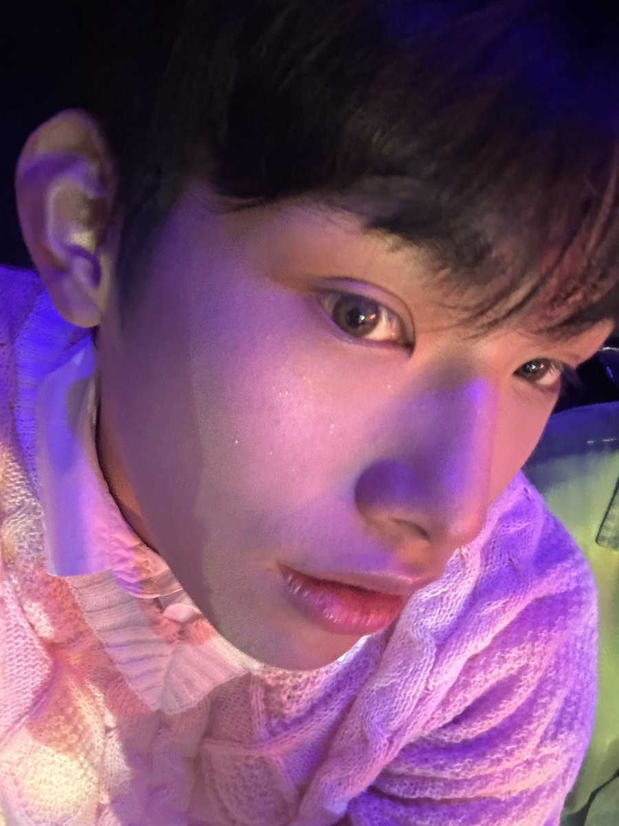 axllukecab's tweet photo. Hello https://t.co/KUiMvqxGHO