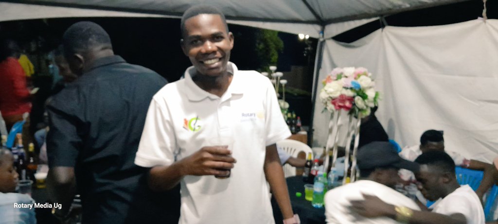 RotaryMedia256's tweet photo. Radiant smiles, genuine conversations, and the warmth of hospitality—thank you to the Rotaract Club of @Rac_kigo for creating such happy moments. Feeling blessed to be part of this incredible experience. #RotaractJoy #GratefulHeart https://t.co/8nCvuVblXz