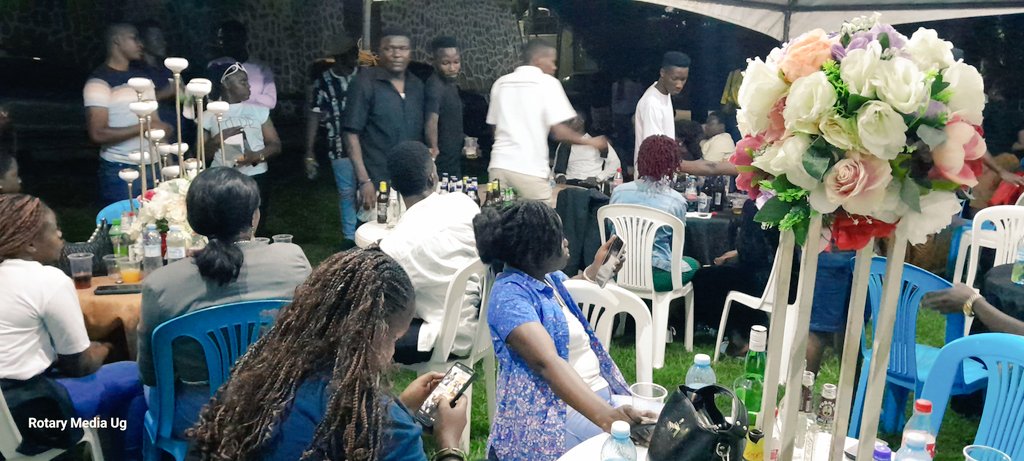 RotaryMedia256's tweet photo. Radiant smiles, genuine conversations, and the warmth of hospitality—thank you to the Rotaract Club of @Rac_kigo for creating such happy moments. Feeling blessed to be part of this incredible experience. #RotaractJoy #GratefulHeart https://t.co/8nCvuVblXz