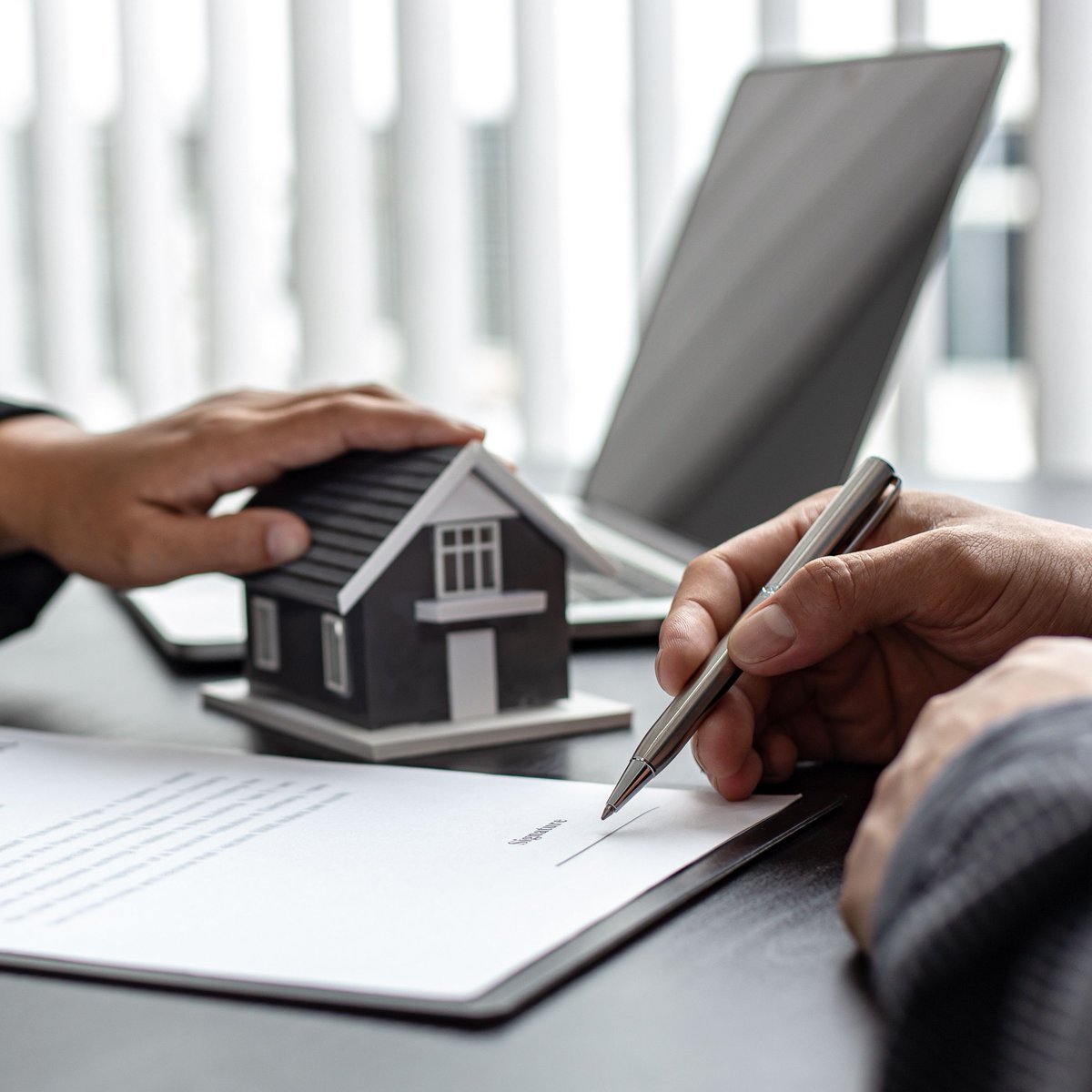 powered907's tweet photo. Looking to find your dream home🏠💭? Or ready to list your property for 📈sale? We help match buyers👥 and sellers ��to achieve their real estate goals. Contact us today to get started! 📞#realestate #homes #luxuryhomes #realtor #buyersagent #sell #property #luxuryproperties https://t.co/yt5CbB8CDA