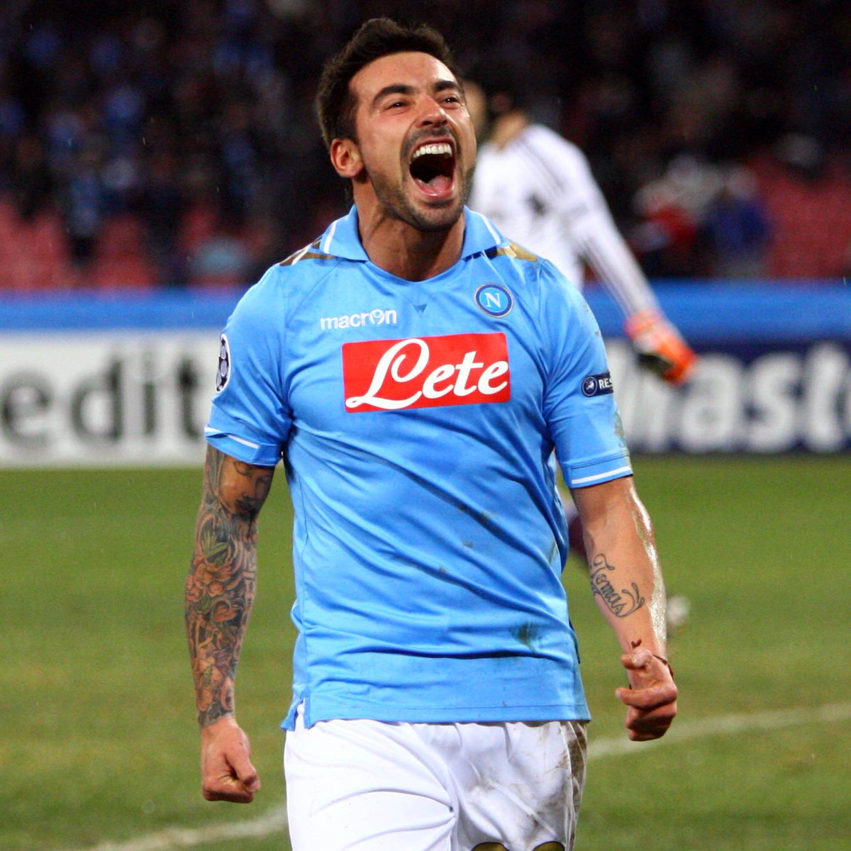 sscnapoliES's tweet photo. ¡Forza @PochoLavezzi! 

Los Napolitanos te amamos. 💙 https://t.co/a3TPGDHg0L
