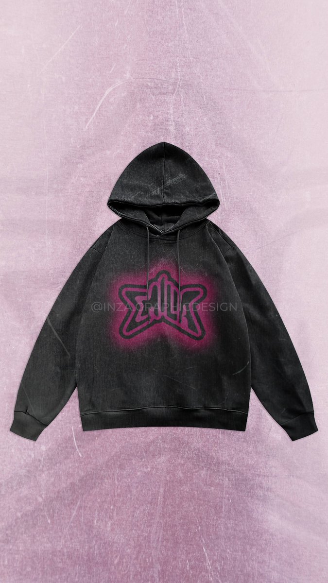 luuinza's tweet image. Mi versión del merch de Emilia para el .mp3 tour 🌟

Me ayudan un montón etiquetando a @emimernes_  y siguiéndome en ig instagram.com/inza.graphicde… 🫶🏻