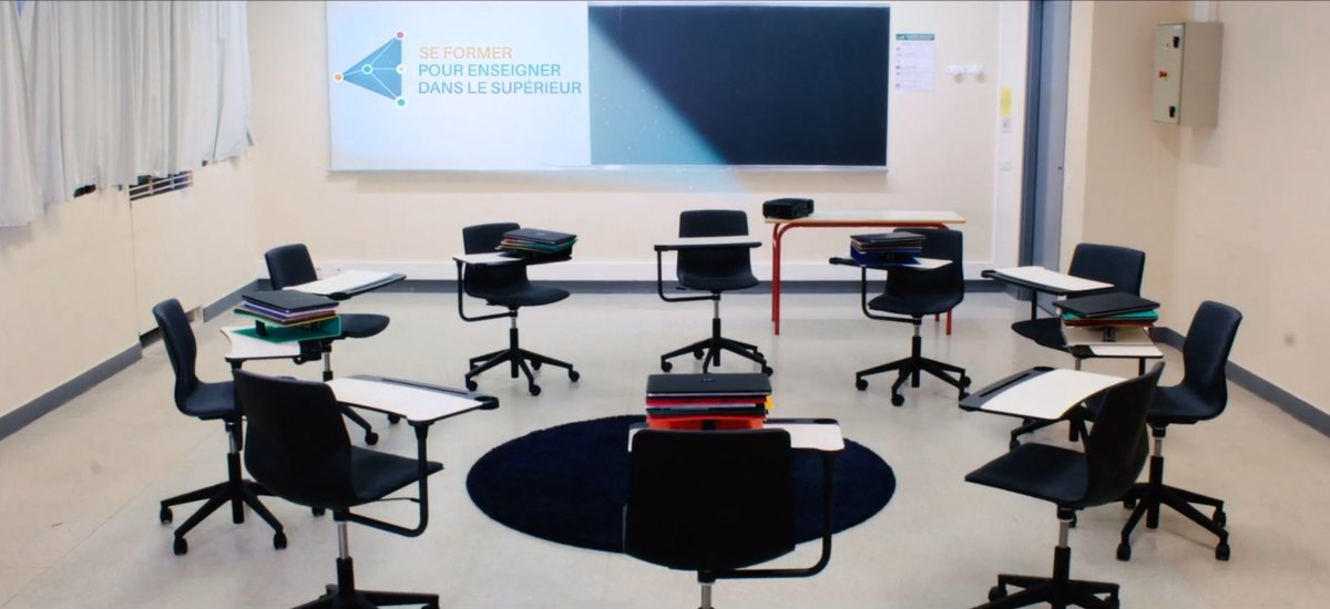 France Université Numérique tweet media