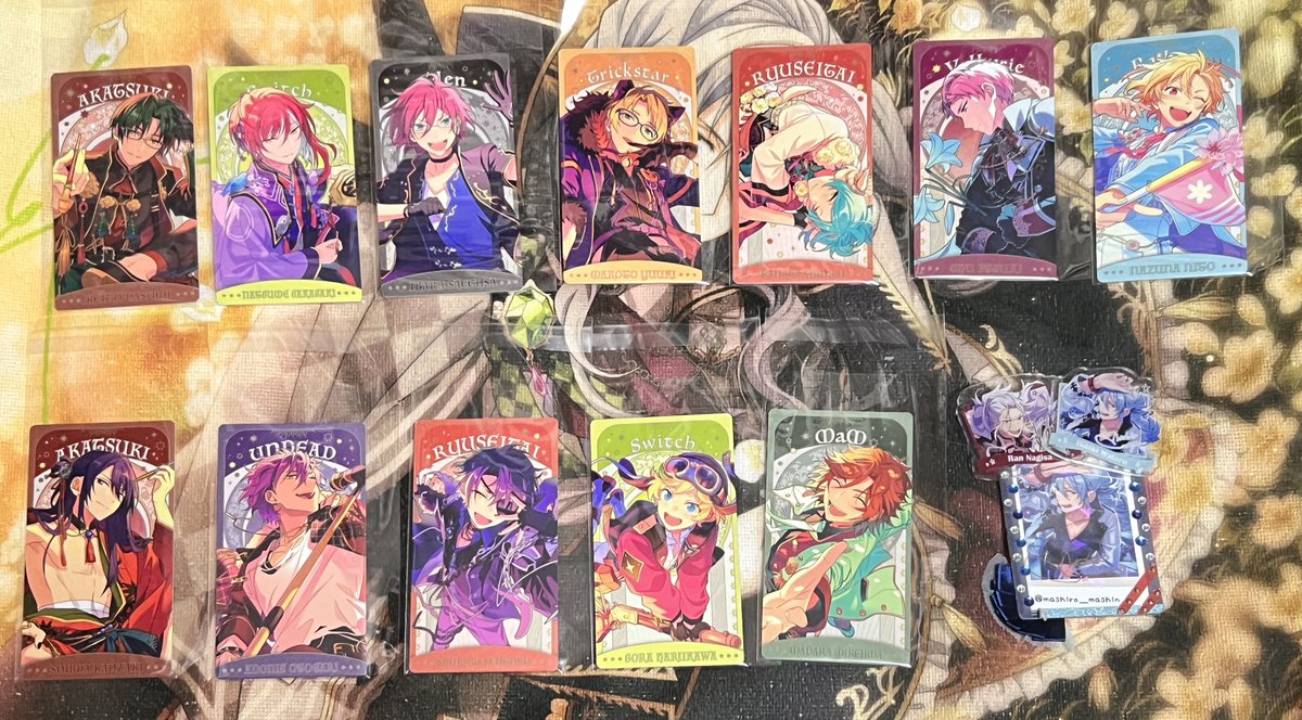 【譲渡】あんスタ アルカナカード

譲 → 敬人 夏目 茨 真 奏汰 宗 なずな 颯馬 アドニス 忍 宙 斑

求 → 各150+送料

上段は下段含むお取引優先

初回ツイフィ必読