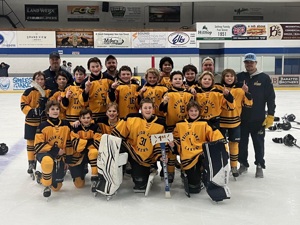 PL_PWB1_Gold's tweet photo. Boys showed up big this wknd at The Battle for the Axe tourney in Brainerd

Scoring 40 goals over 4 games &amp; not allowing a single goal

Goalie duo, Kelsey &amp; Purdy, each earned 2 shutouts a piece this wknd btn the 🥅

Thank you @BrdYouthHockey for a great wknd!

@YouthHockeyHub https://t.co/AOh9NCtEjJ