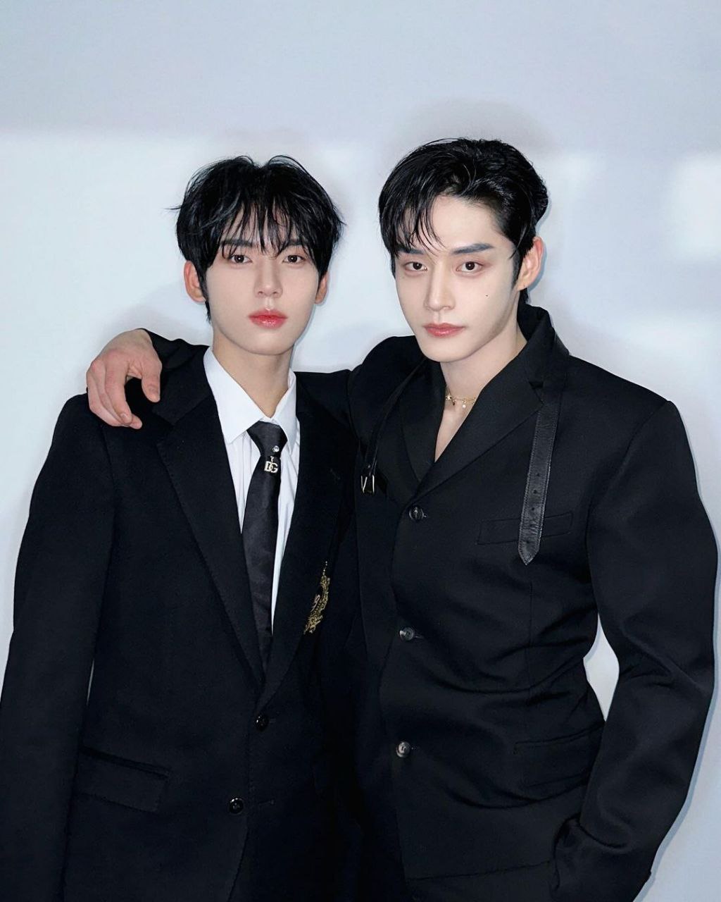 ZB1 AREA. on X: __ __ __ __ __ ← 🧛‍♂️ pak Jiwoong zb! wali yujin ⠇ ⁵  ᵐⁱⁿᵘᵗᵉˢ ᵃᵍᵒ https://t.co/s7OpAX8zUh / X
