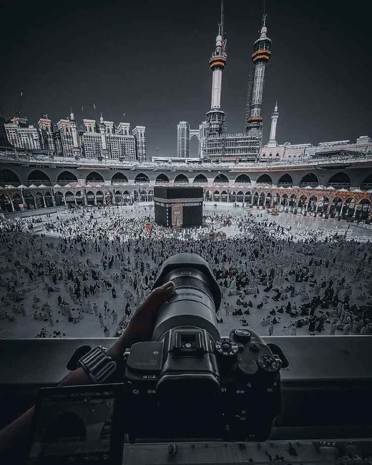 hassham_waleed's tweet photo. AllAH hm sb ko hazri ata frmy ❤️
#masjidnabawi #Kaabha #Maakha #Mdeena #MitchellMarsh #YumnaZaidi #IPLTrad #ImadWasim #BabarAza #PakistanCricket #PAKvsAUS #RashmikaMandanna #IPL2024 #LoveYourW2023 #toyshow #TeJran https://t.co/tipesASmXn