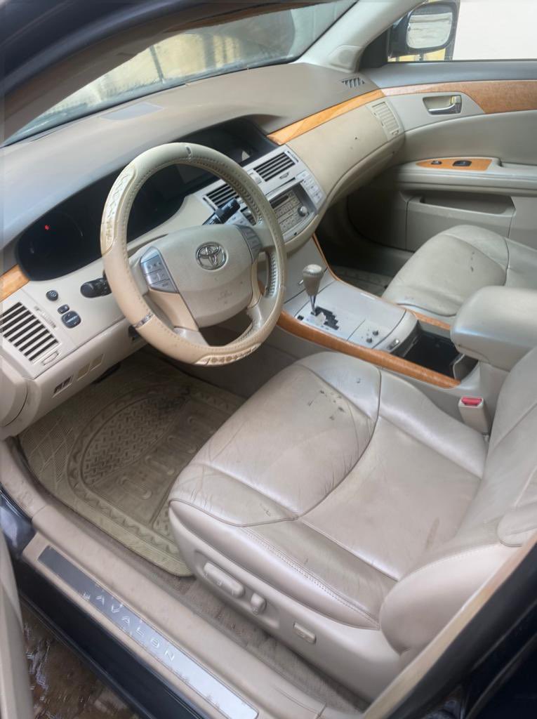 baellu's tweet photo. Toyota Avalon  XLS
Year : 2005 
Price : #6.2m https://t.co/Ea15k4lgkC