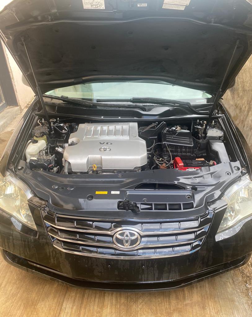 baellu's tweet photo. Toyota Avalon  XLS
Year : 2005 
Price : #6.2m https://t.co/Ea15k4lgkC