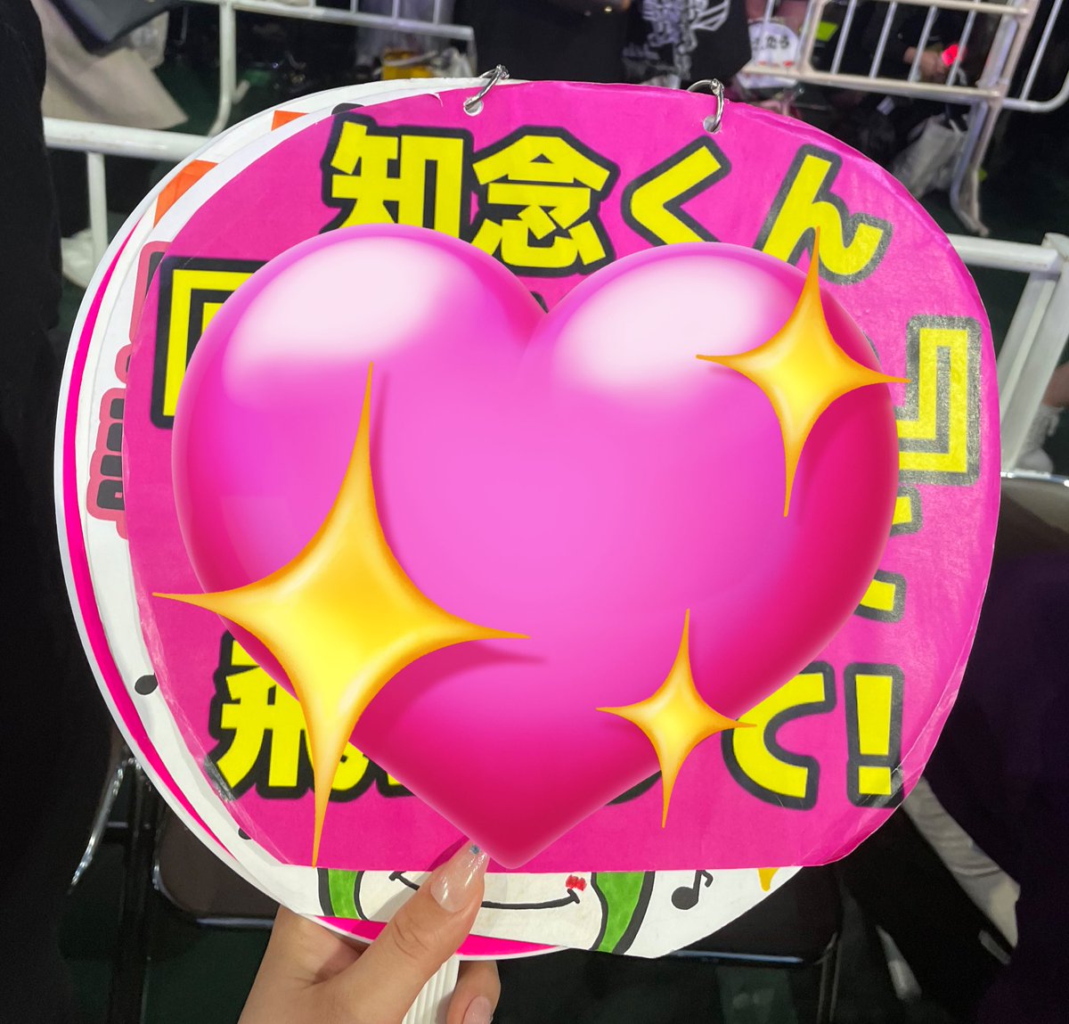 ちゃ tweet media