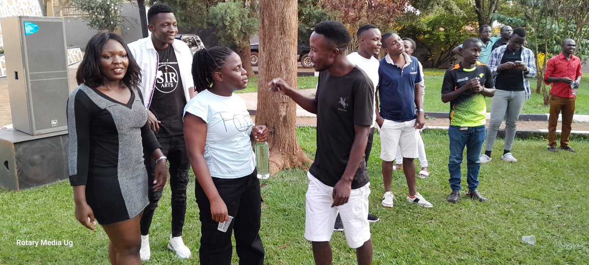 RotaryMedia256's tweet photo. Capturing the essence of joy at the Rotaract Club of @Rac_kigo's home hospitality. Every smile, every laugh, a testament to the warmth and spirit of the Rotaract community. #RotaractJoy #HappyMemories https://t.co/NUGOJt8g23