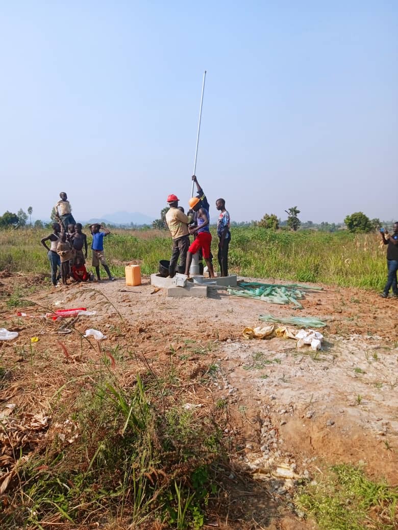 RBTSLTD's tweet photo. #boreholeinstallation
#boreholedrilling
#boreholewater
#boreholepumps
#boreholesolutions
The ongoing Borehole Installation of #Ombavule in #teregodistrict
client: @WHH_Uganda https://t.co/w1DmvzUL9q