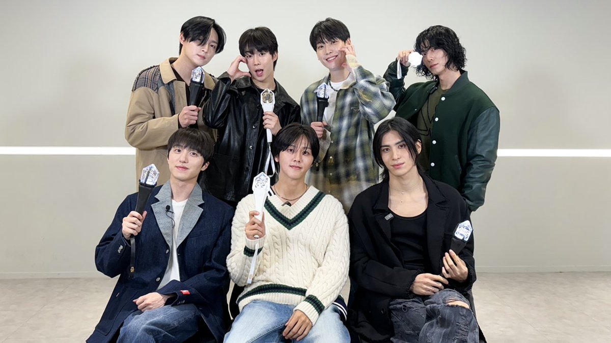 SF9_FANCLUB's tweet photo. SF9 - 비보라 (BIBORA) 응원법

YOUTUBE – https://t.co/mNfJLqgxGH

#SF9 #에스에프나인 #Sequence #비보라 #BIBORA https://t.co/uQtxDlI4vZ