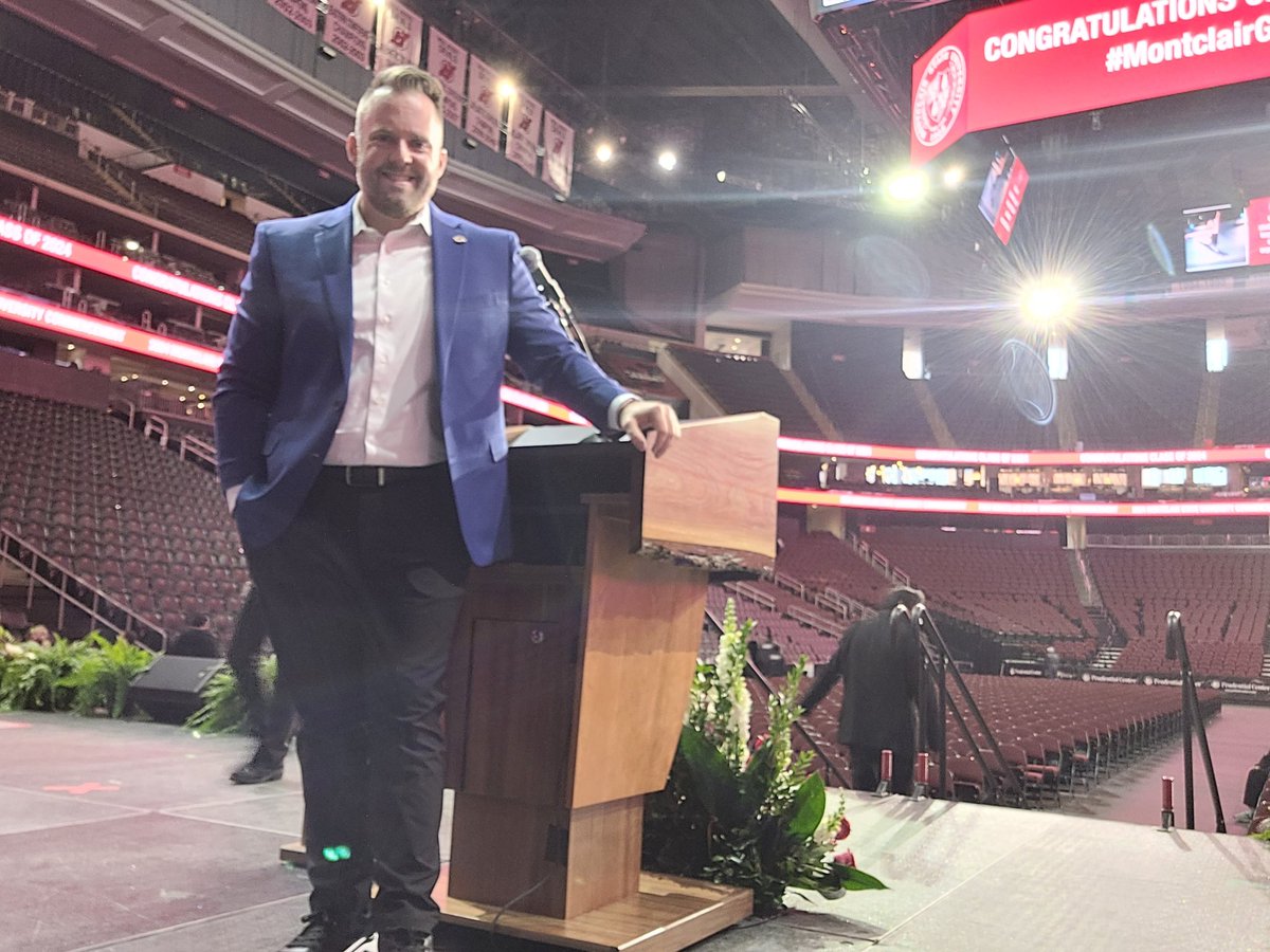 Beautiful morning for a commencement! I can't wait to take the stage to welcome the first of the Montclair State #Classof2024! Congrats to every #MontclairGrad who earned their spot today!

#MontclairState #PruCenter #ChrisFitzpatrickSpeaks #MontclairAlumni