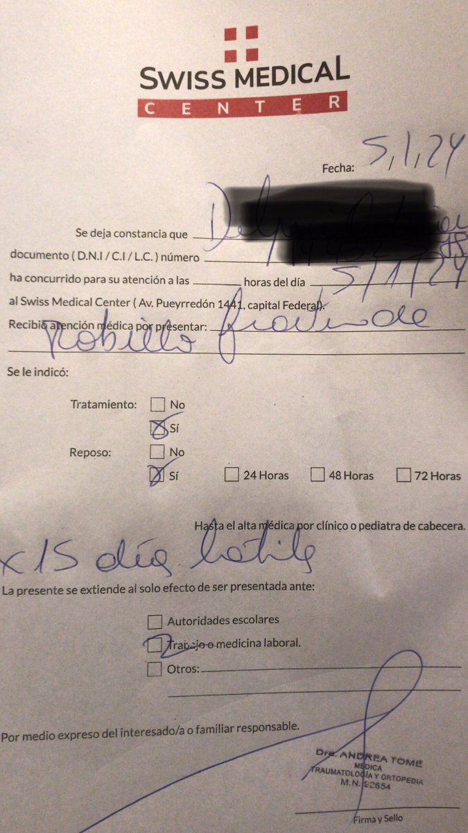 adri_zd's tweet photo. @SwissMedicalG y ahora cuál es la excusa?? Tengo fractura de tobillo, el viernes 5 fui atendida en la guardia, me indican ser atendida por un especialista en miembros inferiores NO HAY TURNOS HASTA 1/2/24. Este mes pago de cta 213.860 pesos.Tampoco alcanza para tener turnos? https://t.co/530OUj8CjA