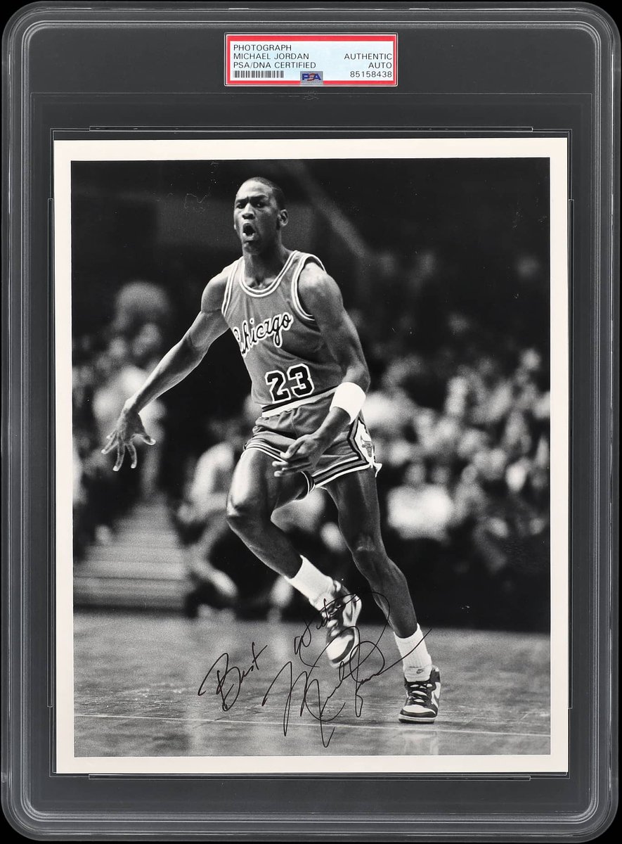 Kenchsden's tweet photo. This is a #Signedpicture of #MichaelJordan in his rookie season at MSG on 1/5/85. I took the photo and have it printed and later asked him to sign it. It is currently on auction at #Goldin
https://t.co/zBNcEEswga https://t.co/abcLuRBGQy