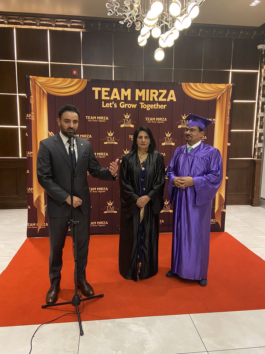 sandhuamarjot1's tweet photo. I joined Team Mirza Real Estate for their first-ever award night. Congratulations to all of the hard-working realtors who received an award. 

I wish everyone at Team Mirza a prosperous and blessed 2024 🙏! https://t.co/4syZw6SuWQ