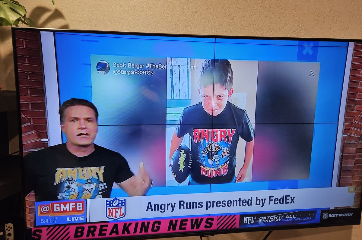 SBergerBOSTON's tweet photo. Thank you @KyleBrandt. His morning is made. #AngryRuns @gmfb @JamieErdahl @PSchrags @JasonMcCourty @WillSelvaTV https://t.co/Nd9sgRXmTE