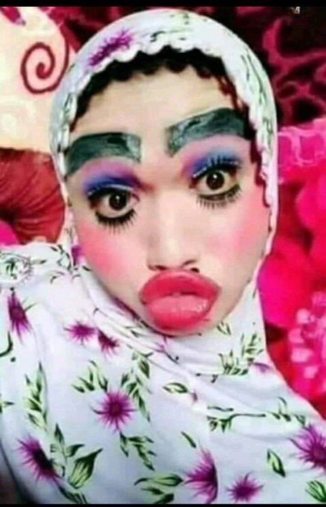 act_castle's tweet photo. Selamat malam dare untuk @yoona__lism @shinhhyesun @joydohmu
Silahkan menggunakan ava ini 1x24 jam dan huruf vokal diubah menjadi u

Dan khusus @MissYeaJi karena masih baru 12 jam saja. Huruf vokal diubah menjadi u https://t.co/EYUiC4G5q6