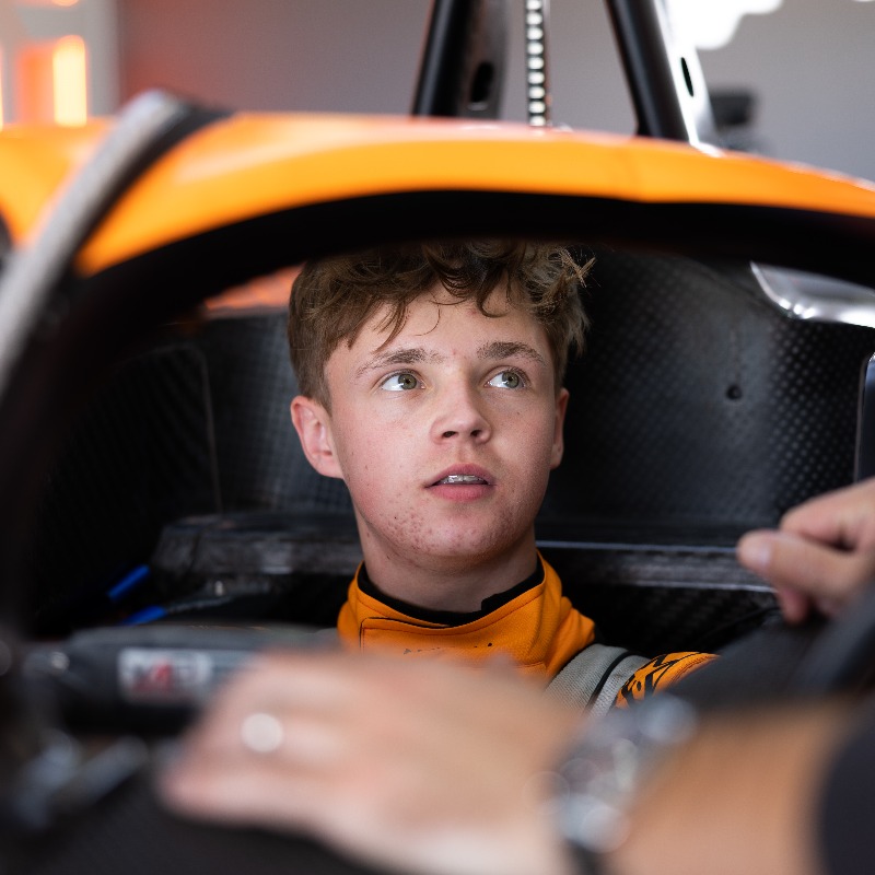 McLarenFE's tweet photo. Introducing our Season 10 Reserve and Development Driver, Taylor Barnard. 👋 

After a successful rookie test in Valencia, Taylor will work closely with the team, as we look to build on our work from last season. 

McLaren fans, give Taylor a warm welcome! 😁