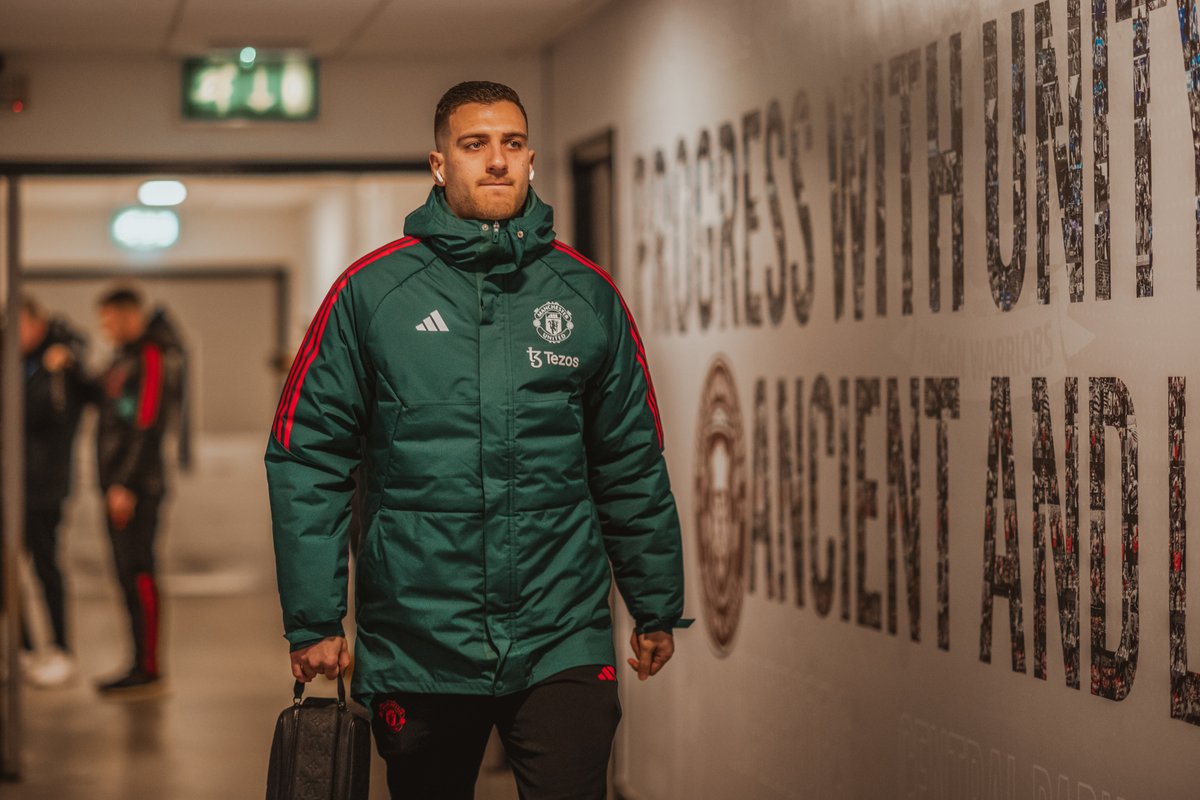 ManUtd's tweet photo. Here in the new year ✅

#MUFC || #FACup https://t.co/ikaMdTWhjX
