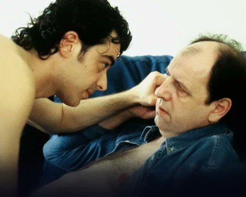 atzagaia's tweet photo. Avui ha mort Ventura Pons. Referent LGBTI i puntal del cinema en català.
Ocaña, retrat intermitent és una joia audiovisual única

🎬Amic/Amat, Actrius, Morir (o no), Carícies, Ignasi M, Què t'hi jugues, Mari Pili?, El vicari d'Olot, El perquè de tot plegat...
Vola alt, estimat!♥️ https://t.co/33TdmzB6dj