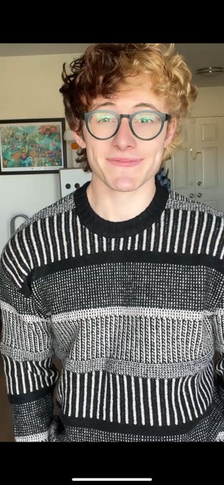 1 pic. Winter Sweater Haul ❄️ https://t.co/NXNKUDWF1x