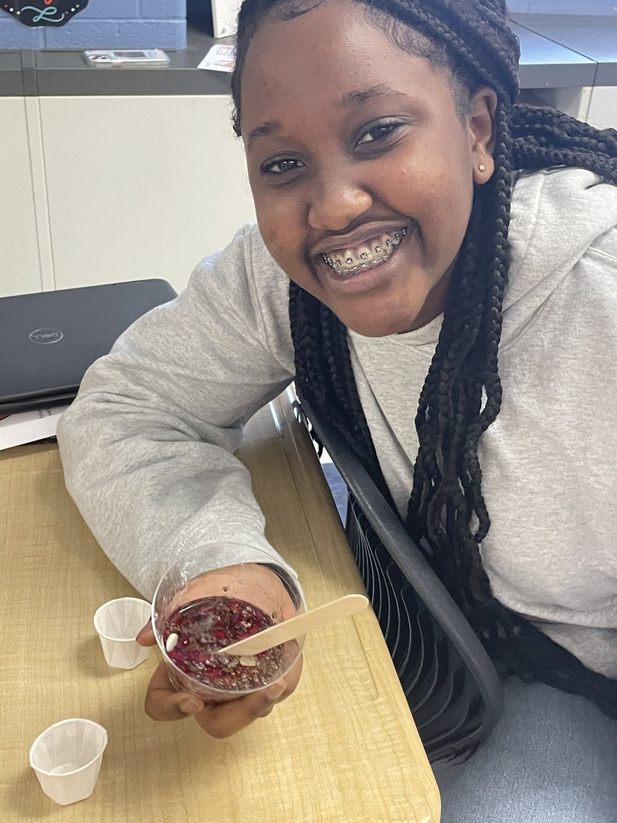 SGHawksMA's tweet photo. Learning the components of blood with corn syrup (plasma) red beans (RBC) white beans (WBC) sprinkles (platelets) @fhansonic @ChadHarrisonSG @nccvtsd https://t.co/vvkHJ563Yc