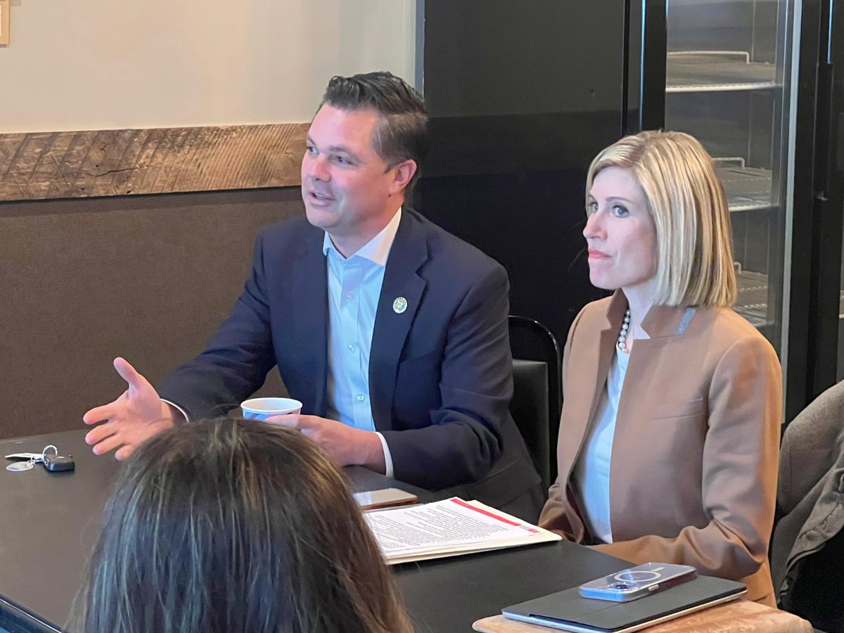 ZachNunn's tweet photo. Small businesses are the backbone of our economy. I spent time today with Adair County businesses discussing how we can cut back red tape to help job creators thrive! https://t.co/Yuqfp62kRx