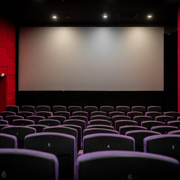 dubseatv's tweet photo. #REPORT: Regal Cinemas will be showing the UW vs Michigan Game today at certain Seattle Theaters‼️🏈 https://t.co/s0utScysZs