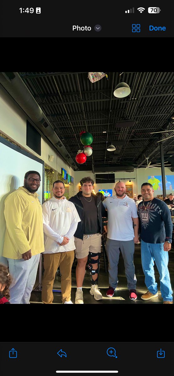 vtwvod's tweet photo. Blessed to be named MVP by my coaches 🏆 thank you freedom for the last 4 years❤️ #next4 
@WinTheNowFB @CoachZeranski @MoeN5GMeniacs @CoachBarnisky https://t.co/RkBx8dcPkc