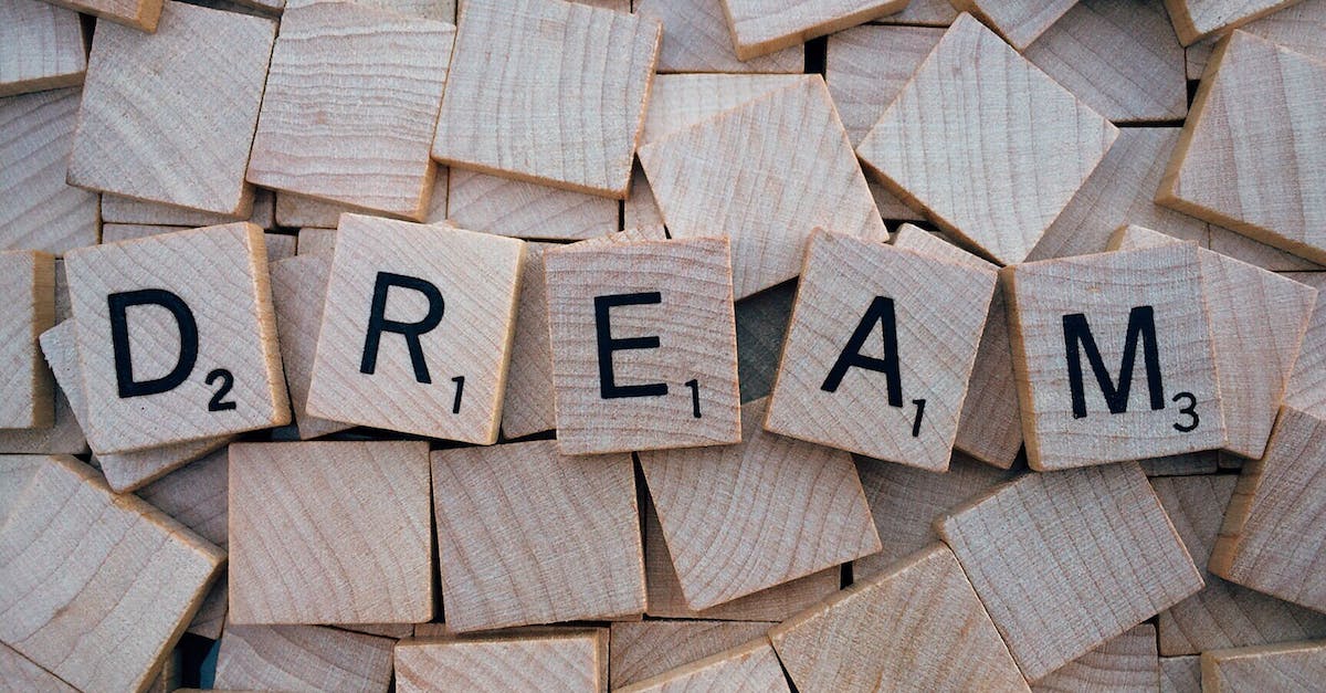 Pattidee23's tweet image. Big shout-out to the vision-queens &amp;amp; kings 👑🔭! Got a goal or idea that could change the game? Hit me with your best visionary thoughts💡! #Innovate #DreamBig #VisionaryVibes