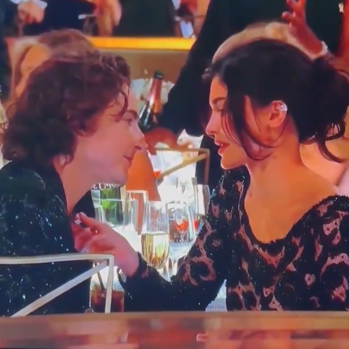 PopBase's tweet photo. A source tells People that despite internet speculation, Selena Gomez was not gossiping about Timothée Chalamet and Kylie Jenner at the Golden Globes:

“[Selena] never even saw or spoke to them.” https://t.co/my7rdXcZkX