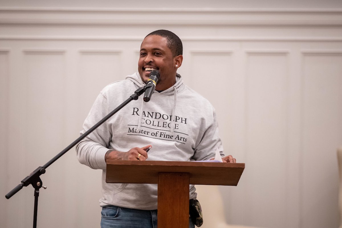 Rodrick Minor (@rodrickminor) on Twitter photo 🚨To all my Black poets interested in getting a MFA, I'd love to sponsor the app fee for 2-3 candidates applying to <a href="/randolphmfa/">Randolph College MFA</a> for the upcoming summer residency. (June 22-July 1, 2024)
Plus I’m open to discuss about my experience as a recent grad. DM Me. Apps open March 1st. 🚨To all my Black poets interested in getting a MFA, I'd love to sponsor the app fee for 2-3 candidates applying to <a href="/randolphmfa/">Randolph College MFA</a> for the upcoming summer residency. (June 22-July 1, 2024)
Plus I’m open to discuss about my experience as a recent grad. DM Me. Apps open March 1st.