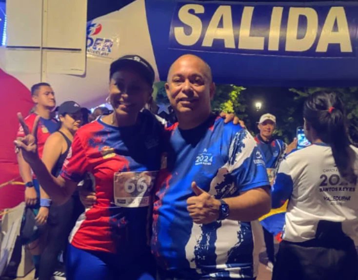 scujia's tweet photo. Satisfacción, luego de participar en la Carrera Atlética #SantosReyes realizada en el marco de la celebración de #Valledupar474Años 🥳 https://t.co/tN61WiyzT5
