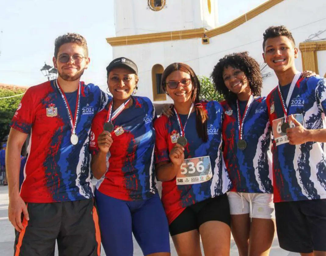 scujia's tweet photo. Satisfacción, luego de participar en la Carrera Atlética #SantosReyes realizada en el marco de la celebración de #Valledupar474Años 🥳 https://t.co/tN61WiyzT5