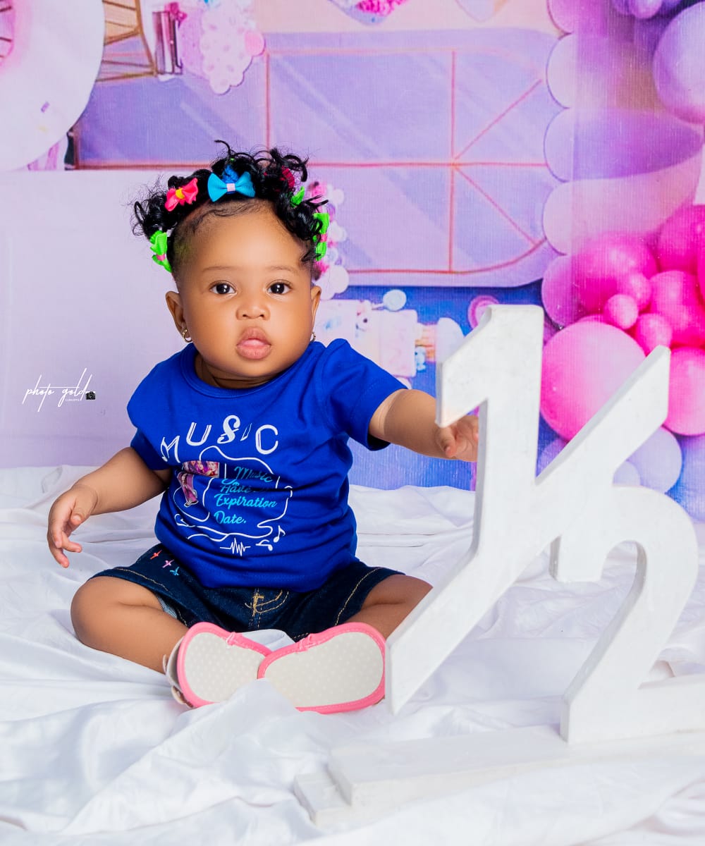 lawali2019's tweet photo. Her smile makes me smile. ... When money comes to take good care of u make EFCC no con say hwfar https://t.co/MoFVSMDuzb