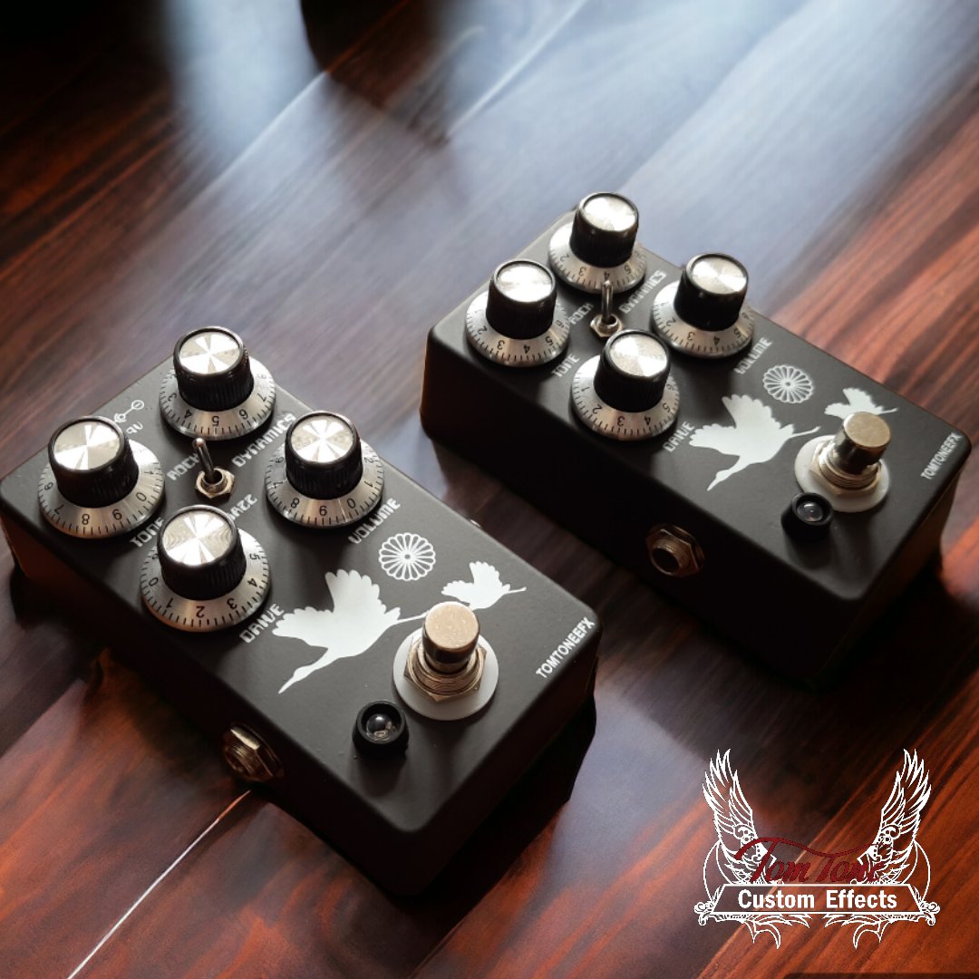 TomTone1's tweet photo. Tsuru Overdrive 
Dumble in a Box 
#tomtone #tsuru #dumble #robbenford   #guitarfx #fxpedals #fxsound #drive #effectspedals #guitareffects #efeitosdeguitarra #johnscofield #pedaisdeefeitos #Stompboxes #boutiquepedals #customshoo #custompedals #customeffects https://t.co/28Pgs3FMx3