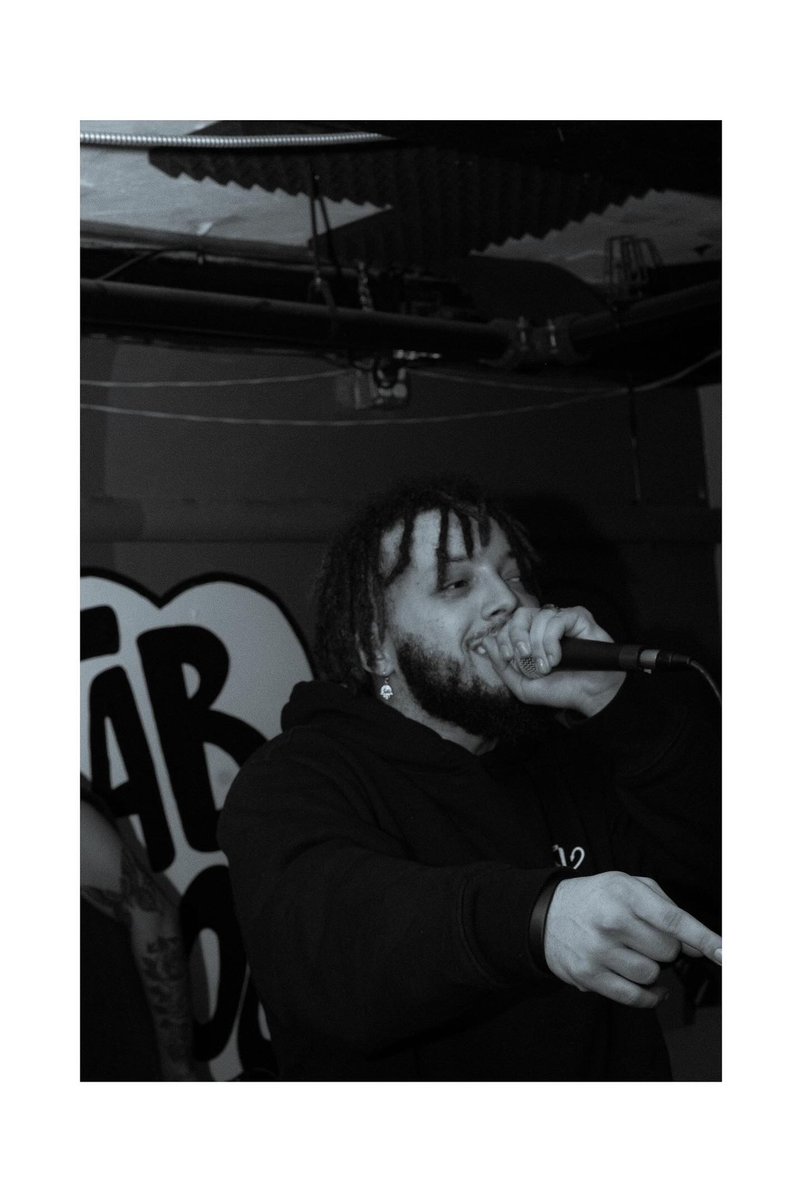 Hasselg_'s tweet photo. First show in Cambridge ❤️‍🔥❤️‍🔥 https://t.co/qEDUaCismO