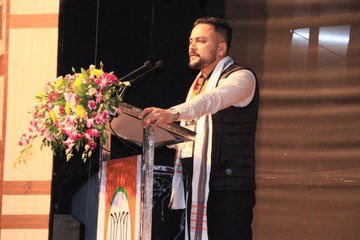 arvinddamani's tweet photo. Addressed the Social Media Volunteers meet organised by @BJP4Arunachal at Itanagar alongwith Hon’ble Chief Minister Shri @PemaKhanduBJP ji, Hon’ble Deputy Chief Minister Shri @ChownaMeinBJP ji, Hon’ble State President Shri @BiyuramWahgeBJP ji

(1/2)

@Tejasvi_Surya @sunilbansalbjp