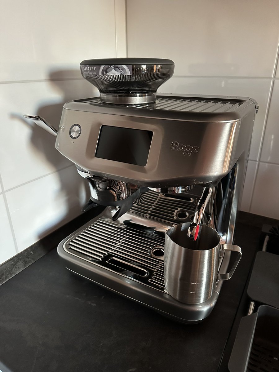 NoobzDownTV tweet media