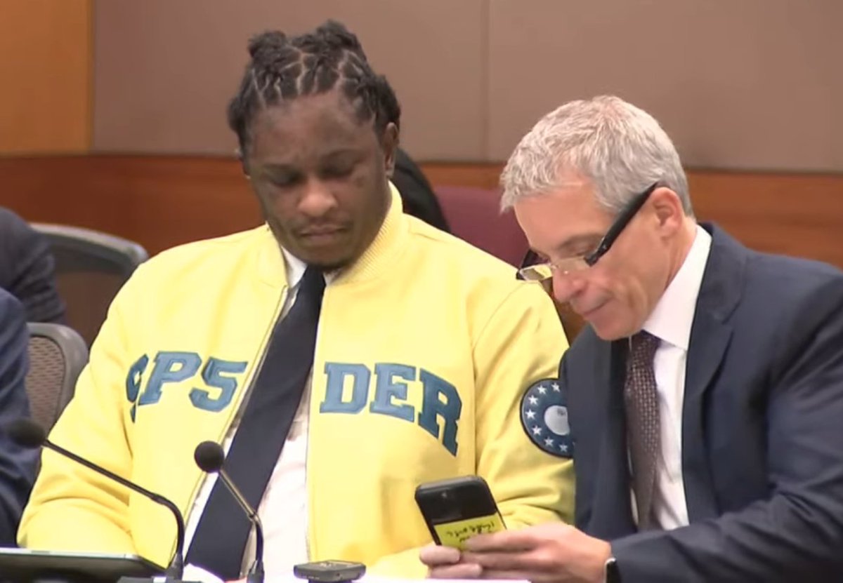 ThuggerDaily's tweet photo. Young Thug Trial: Day #13

Young Thug is rocking his brand, SP5DER, in court for the first time.

Slug, admitted co-founder of YSL, is back on the stand.

🧵Live Updates Below