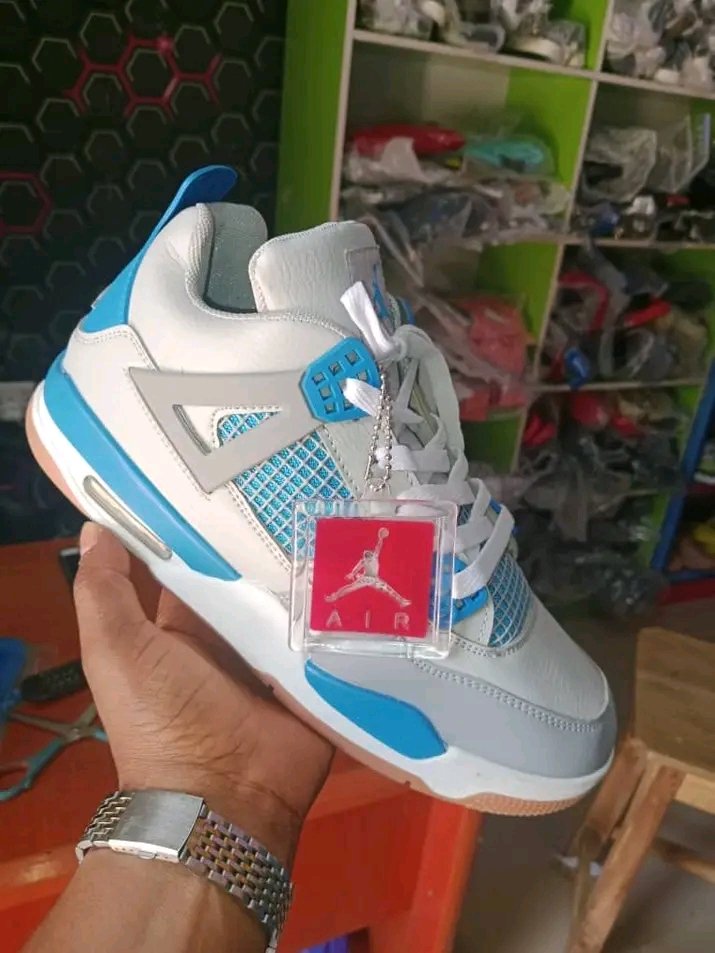 Patdoo5's tweet photo. @BETFUSE1 Please I need this pair for shoes for my sign out🙏
8167252701
Opay https://t.co/enPa9UwrXv