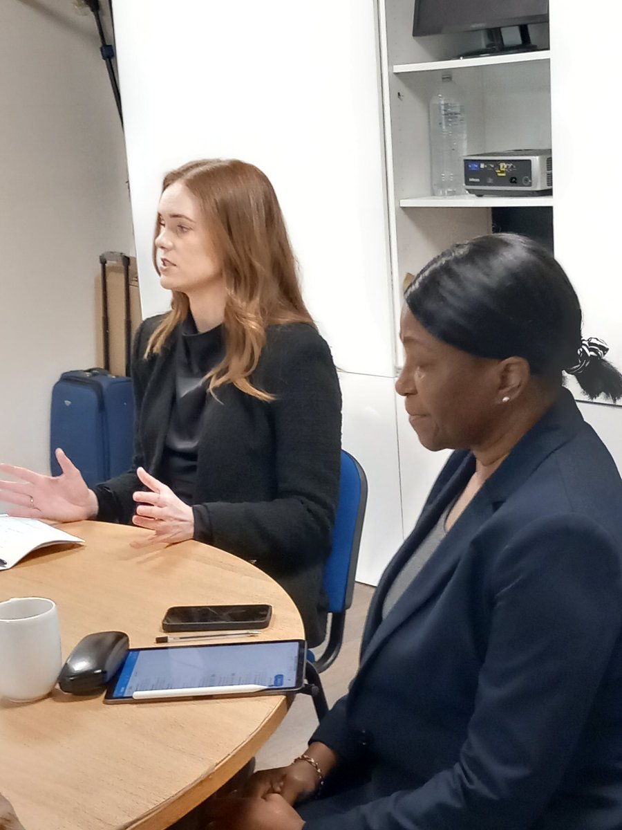 Bawso's tweet photo. And it was an excellent opportunity for Eleanor to take part in a question and answer session.
We look forward to working closely with Eleanor and the @UKAntiSlavery team going forward and wish Eleanor well in her new role.
#Bawso #AllWales #Diogel #ModernDaySlavery #Trafficking https://t.co/jKyGG1GTCN