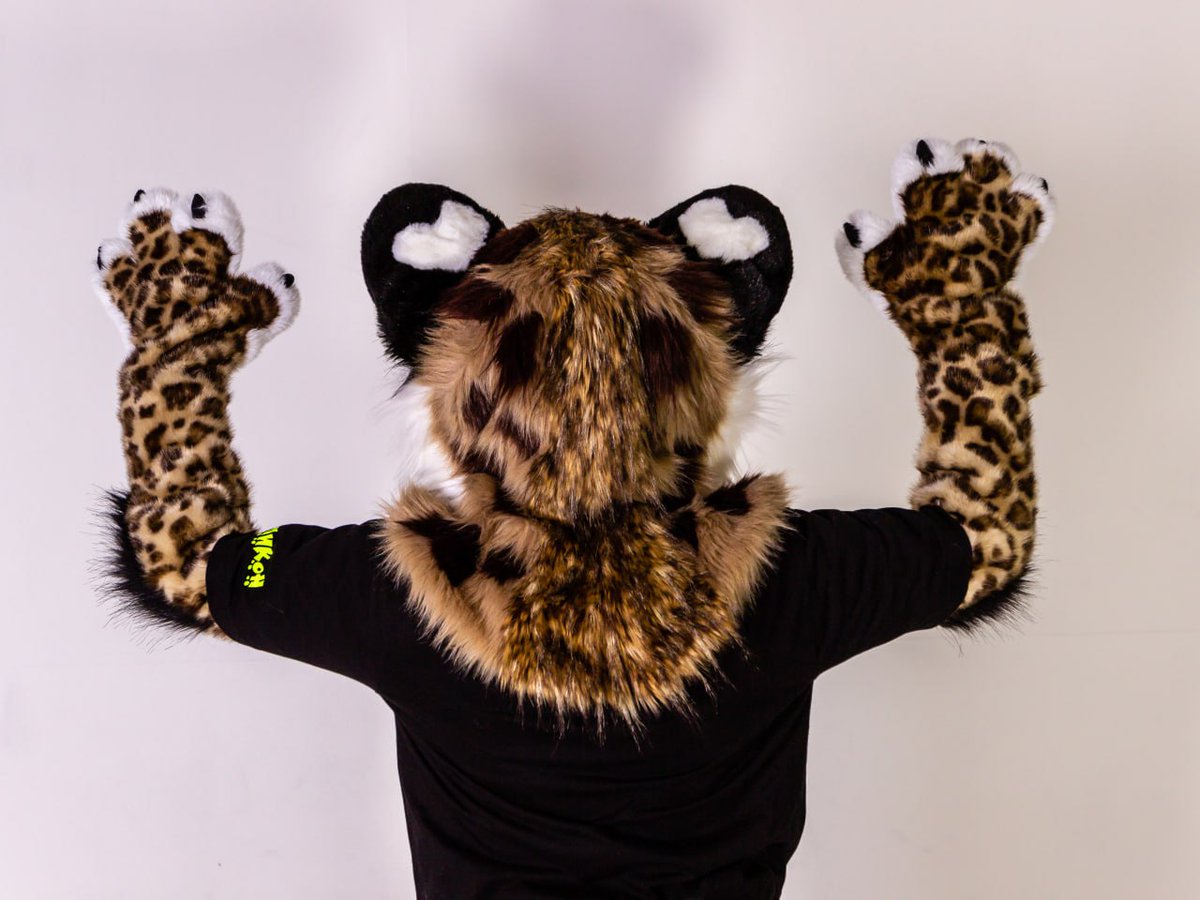 CatKrafi's tweet photo. Little leopard is looking for a home! ๐
$2500 + shipping
Head, gloves, armsleeves, tail
-
-
-
#fursuit #fursuitmaker #leopardfurry #foambase #leopardfursuit #fursuitForSale https://t.co/nwbsGAJmg6