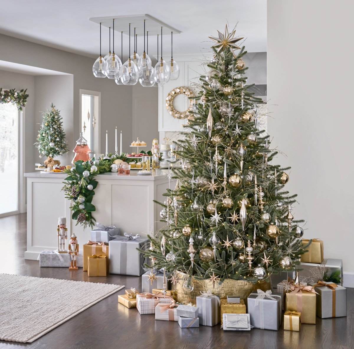 It's never too early to get ready for next Christmas, right? 🛍️

Shop our Clearance Sale and get an extra $50 off orders over $350 when you use the code 𝗖𝗛𝗘𝗘𝗥𝗦𝟮𝟬𝟮𝟰. bit.ly/3TO88q3