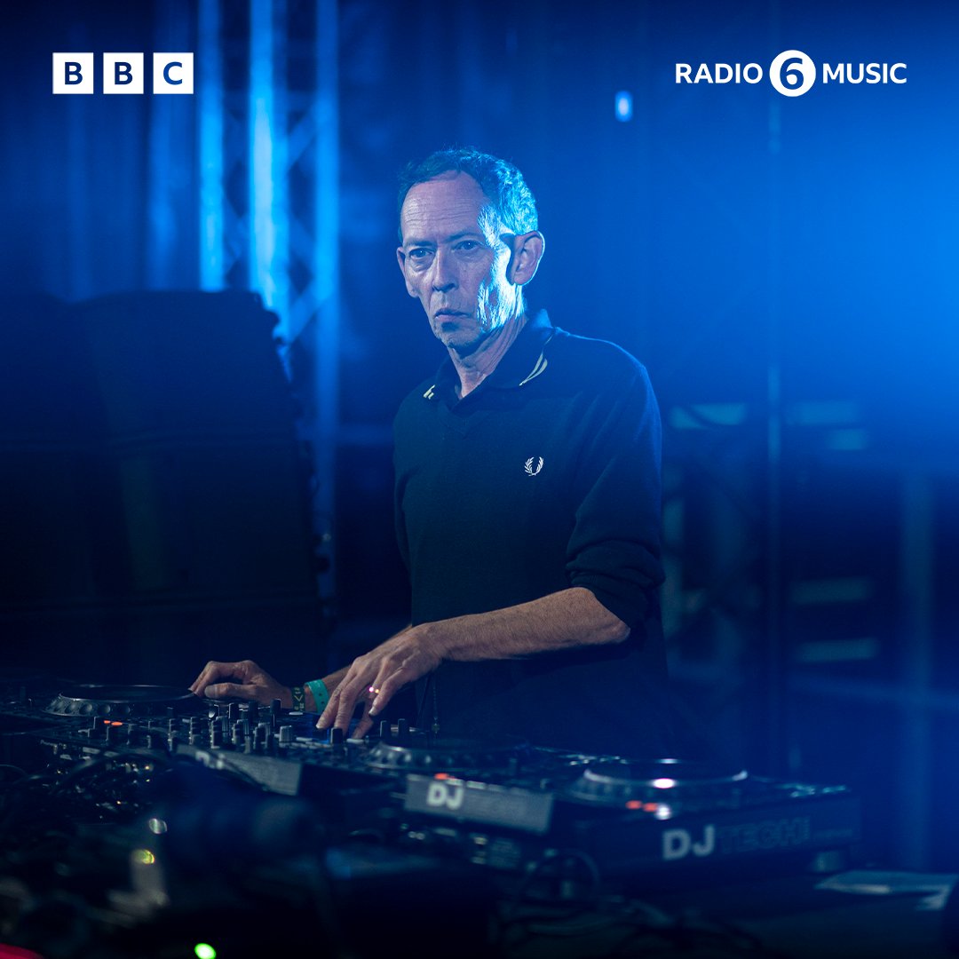 BBC Radio 6 Music (@bbc6music) on Twitter photo The return of Lamacq! 🙌
<a href="/steve_lamacq/">Steve Lamacq</a> is back on your airwaves in his new weekly show.
Listen today & every Monday from 4pm on <a href="/BBCSounds/">BBC Sounds</a> The return of Lamacq! 🙌
<a href="/steve_lamacq/">Steve Lamacq</a> is back on your airwaves in his new weekly show.
Listen today & every Monday from 4pm on <a href="/BBCSounds/">BBC Sounds</a>