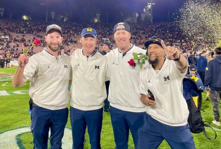 HealthyRoster's tweet photo. Steve Smith: The AT behind Michigan's championship quest - https://t.co/Ps7AEJ7dkv #ATTwitter https://t.co/SVDbF4g2q5