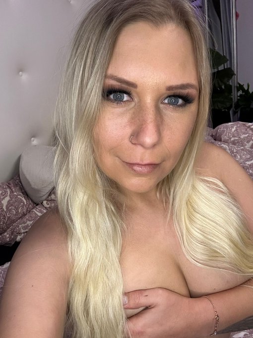 Ich bin noch Jungfrau in Sachen https://t.co/aOykcOtTTV Hilf mir dabei und sei mein erster heute abend☺️<a href="/tag/urlaubsreif"class="tags"><span>#urlaubsreif</span></a>