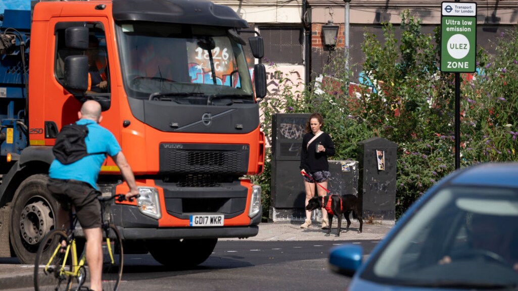 De Nederlandse media pikt de zaak van Transport in Nood over de Britse boetes ook op! Lees onze nieuwsbrief via onderstaande link:

lnkd.in/eWhhUqB6

#transportinnood #ULEZ #LEZ